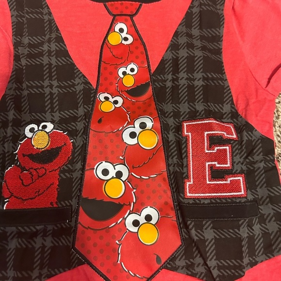 Sesame Street size 4 t shirt Elmo - Picture 3 of 4